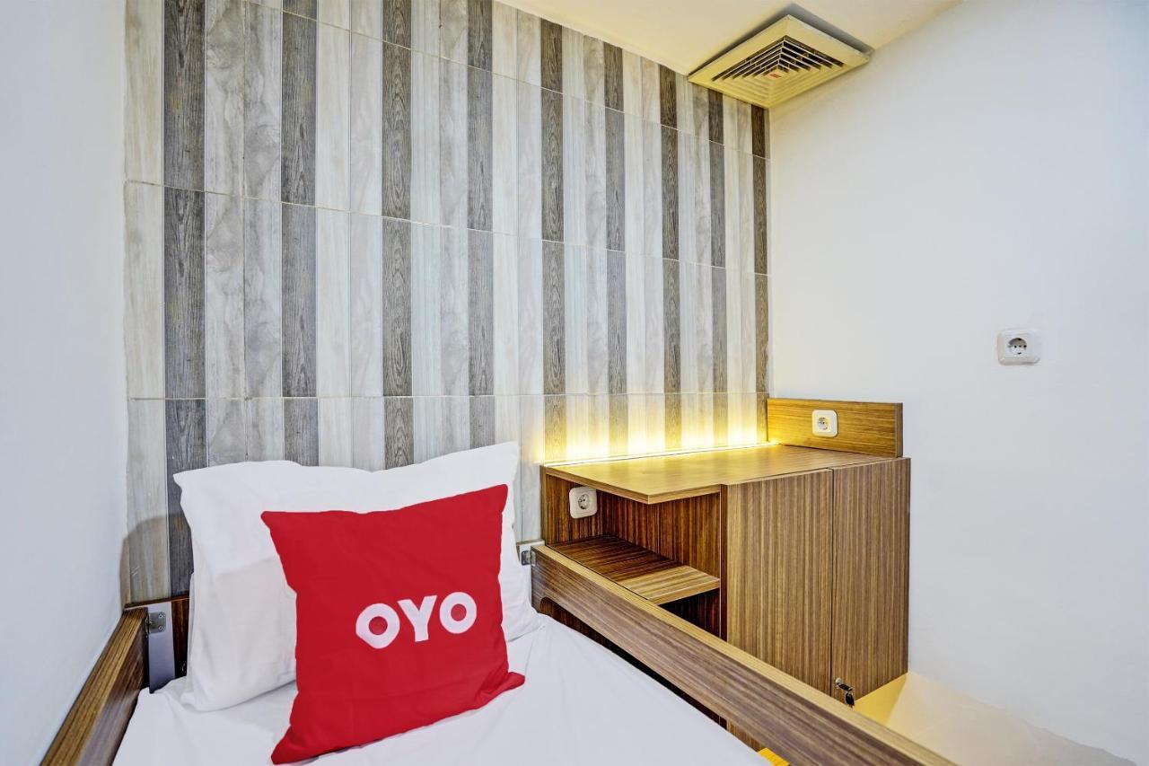 Oyo 92435 Sunlo Cozy Home Family Homestay Syariah Surabaya Exterior photo